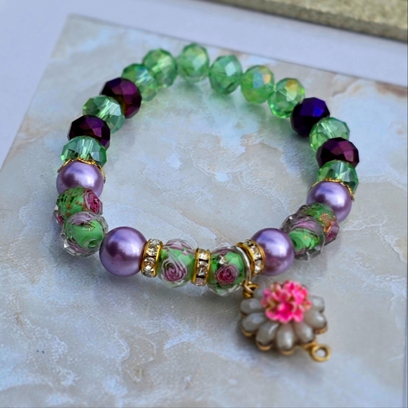 Handmade Jewelry - Elegant Handmade Pink Green Beaded Bracelet with Flower Charm